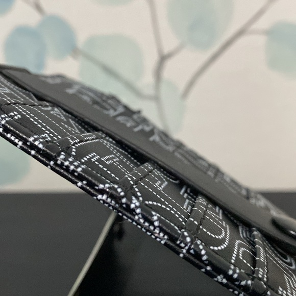 Badgley Mischka Credit Card Holder with Tab and Zip Pocket NWT - Picture 5 of 6